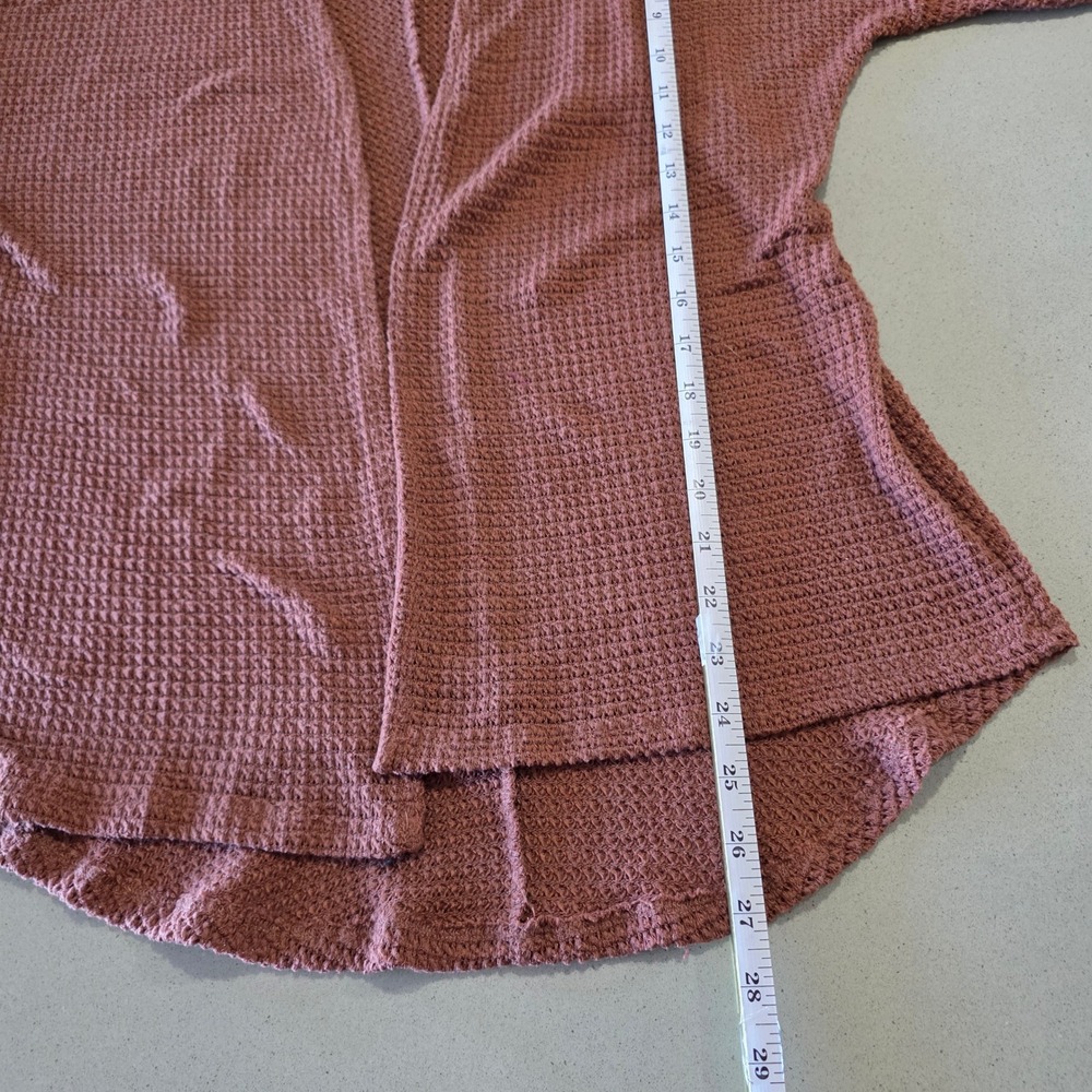 Maurices Womens Mauve Waffle Knit Open Front Cardigan Button Shoulder Detail M - Picture 4 of 10